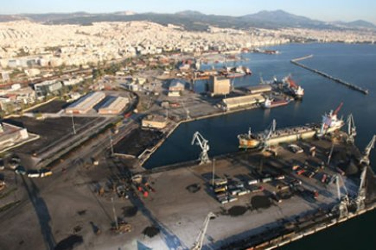 Komşudan kelepir liman!