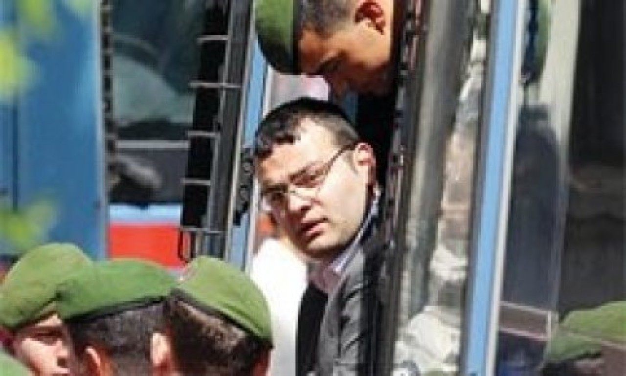 Mahkemede dalga geçti