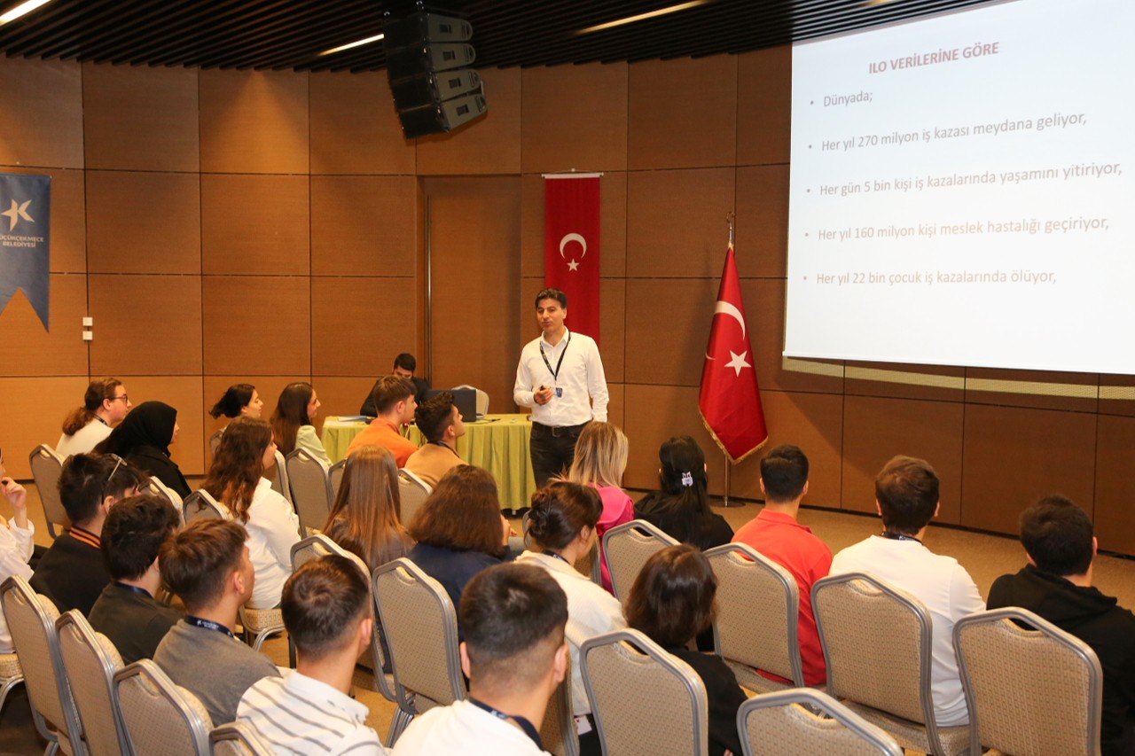 Öğrencilere güvenlik eğitimi