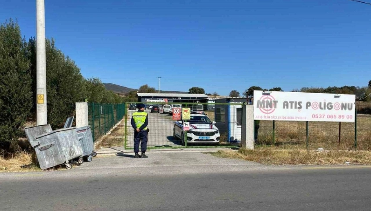 Poligonda kendini başından vurdu!