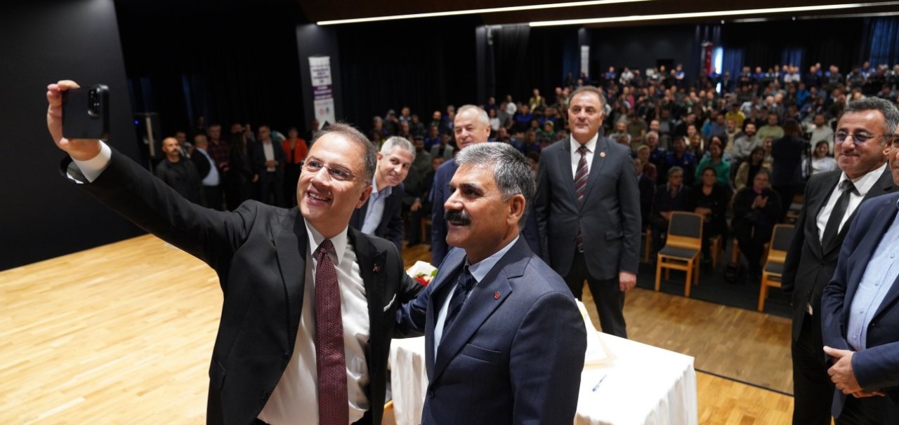 Belediyeden çalışanlara yüzde 25 ek zam