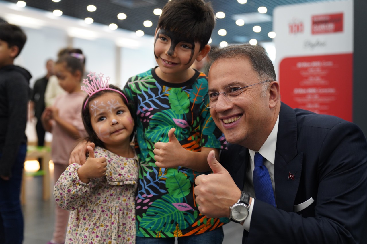 DÜNYANIN SANATA ÇOK İHTİYACI VAR