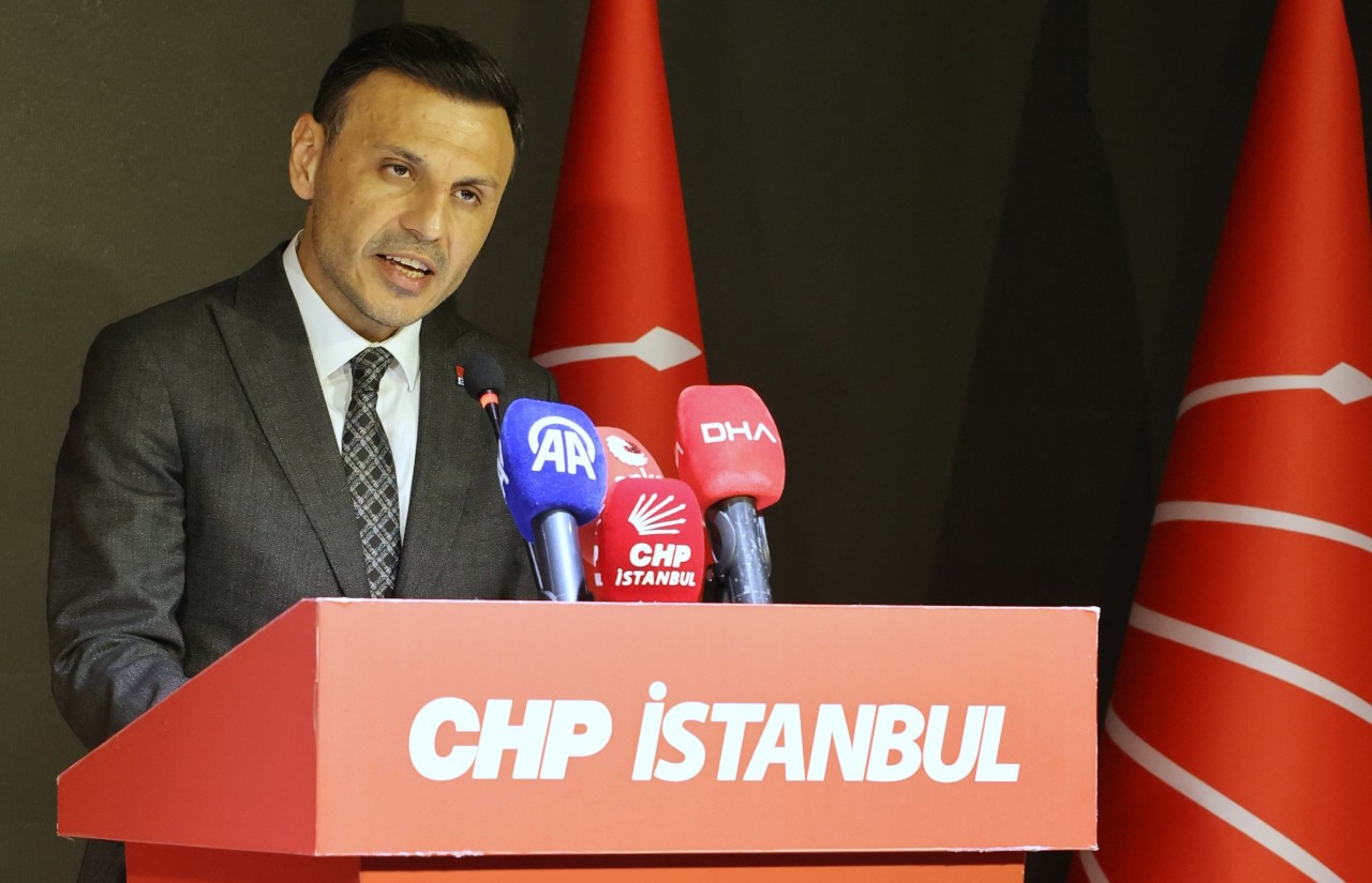 Eşzamanlı açıklama!