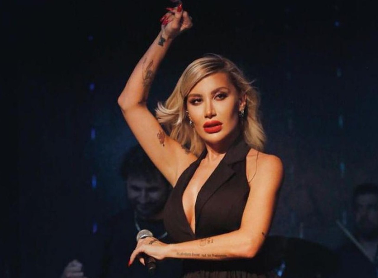 Eski sevgilisi döndü!