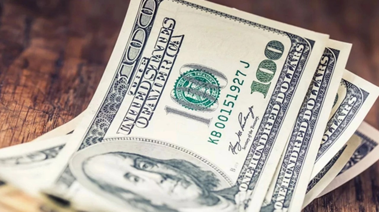 Dolar ve euroda günün ilk rakamları