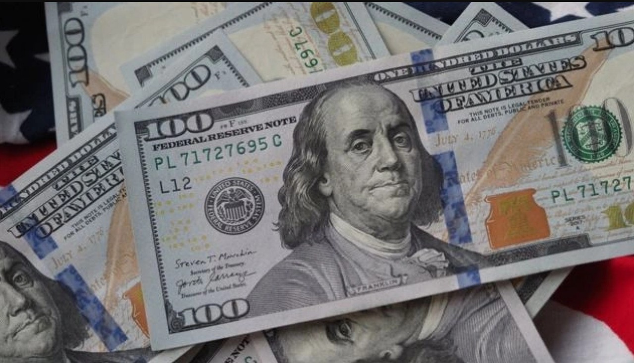 Dolar ve euro haftanın son işlem gününe nasıl başladı?