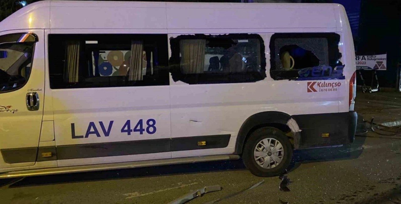 Avcılar’da alkollü sürücünün kullandığı araç taksiye çarptı: 4 yaralı