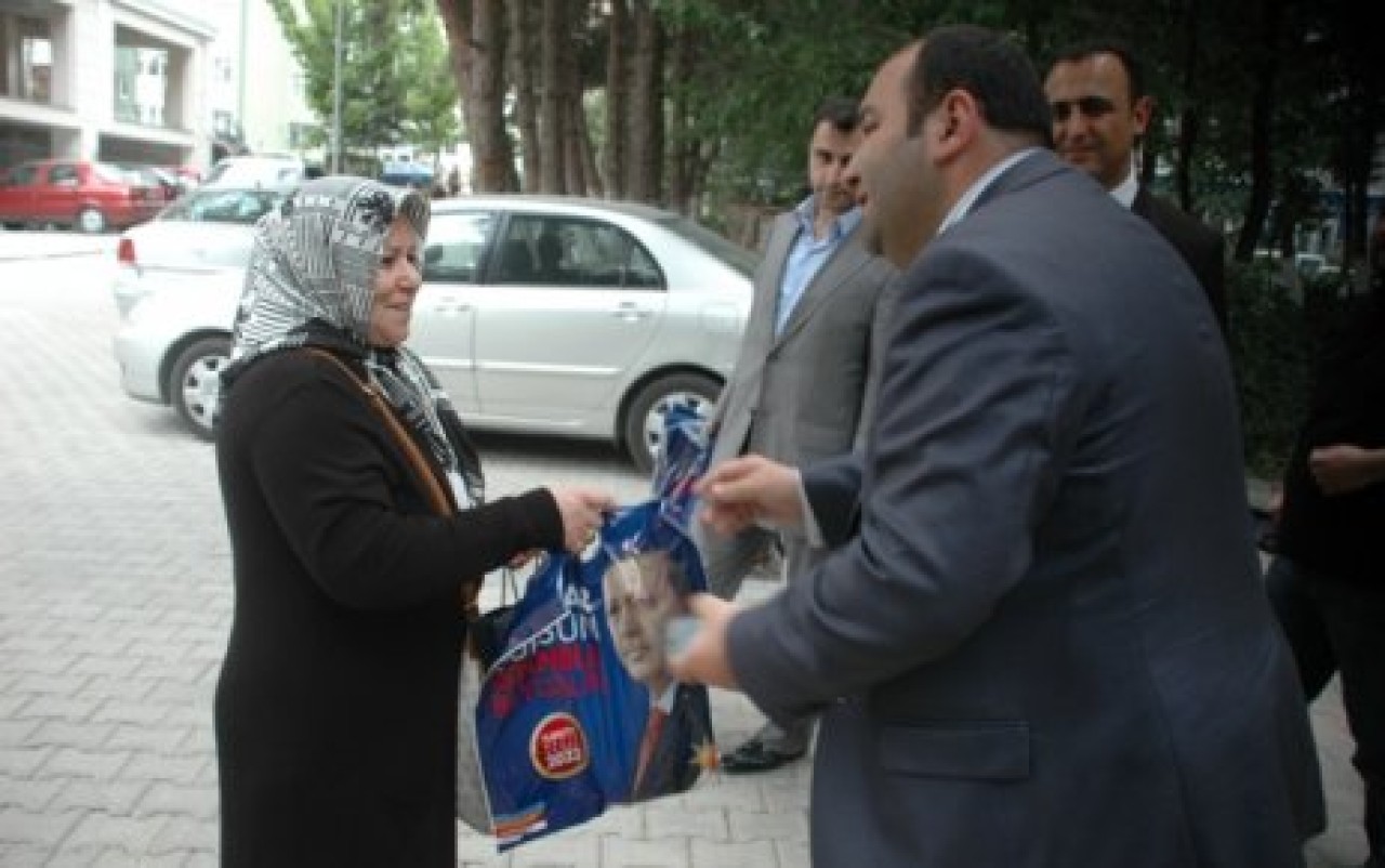 İşler: AK Parti, 3. kez iktidara gelerek Menderes dönemindeki rekoru egale etti