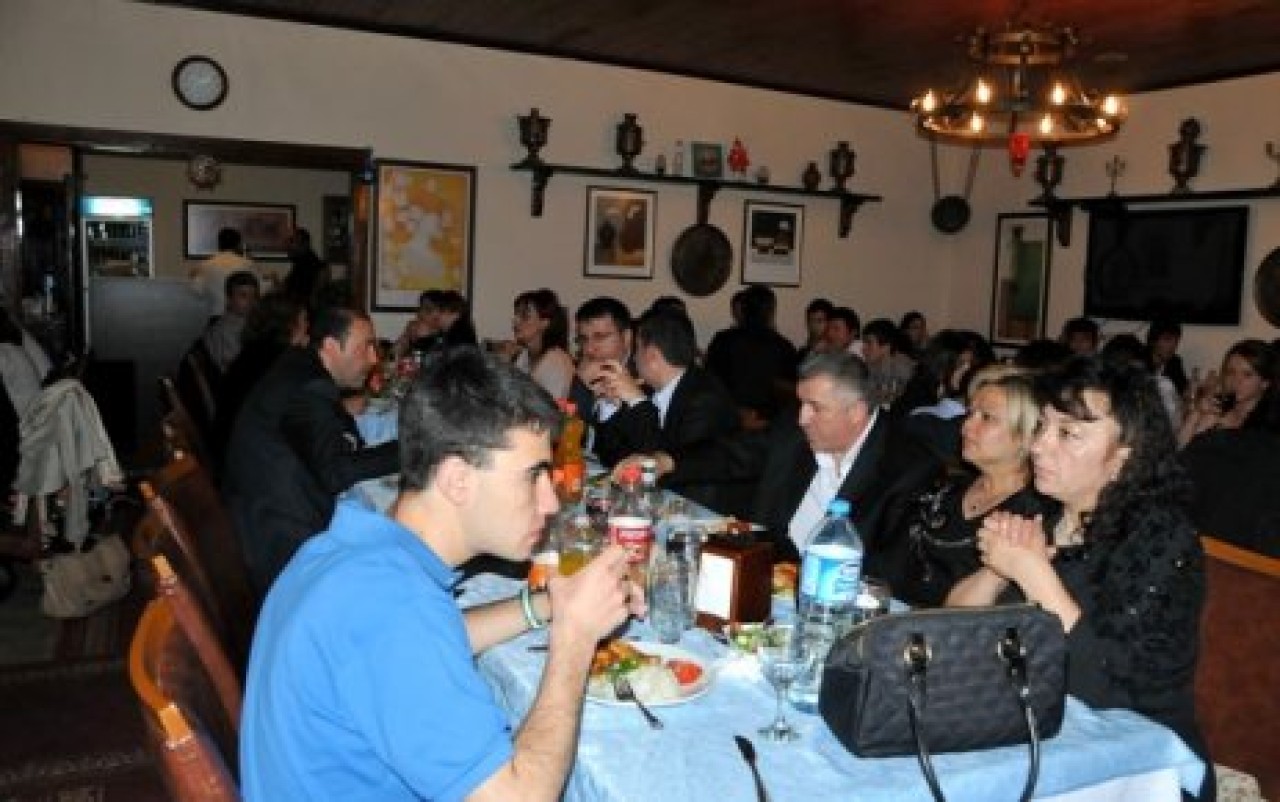 Cahit Zarifoğlu Lisesi'nden Dayanışma Gecesi