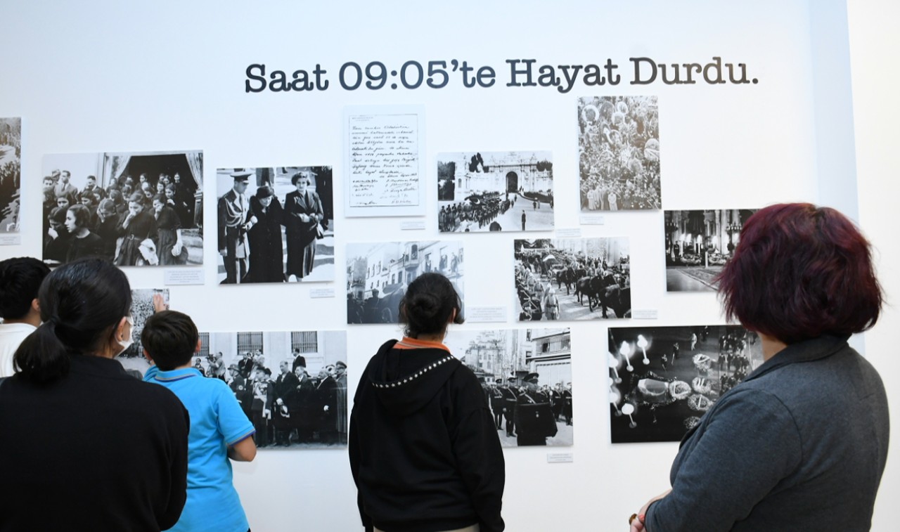 KÜÇÜKÇEKMECE’DEN ATATÜRK’ÜN ANISINA SANATLA SAYGI