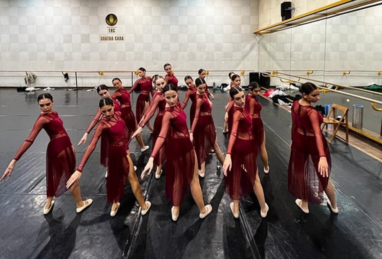 Dansçılar birinci oldu