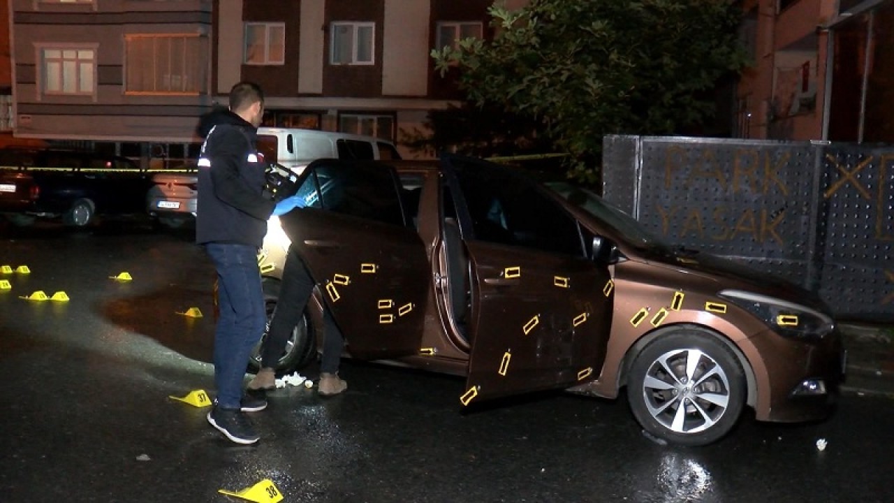 Otomobile kurşun yağdırdılar!