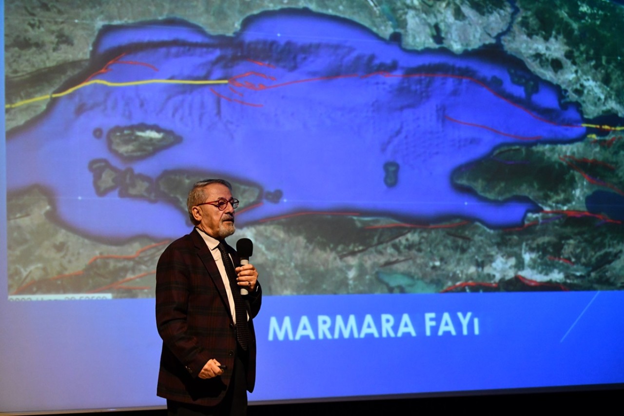 DEPREM OLURSA YERLE BİR OLURUZ!