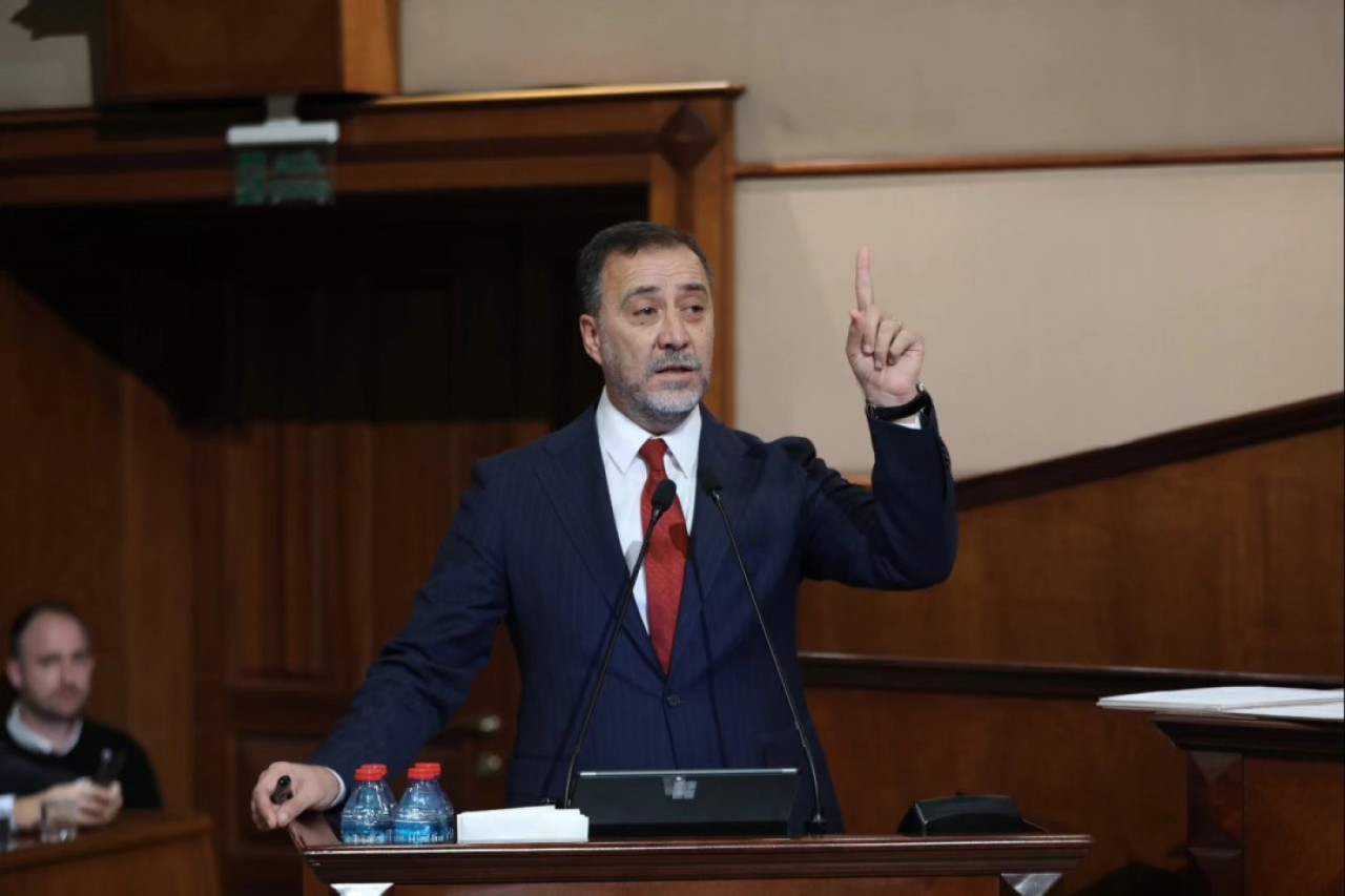 NOTUNUZ KIRIK SINIFTA KALDINIZ!