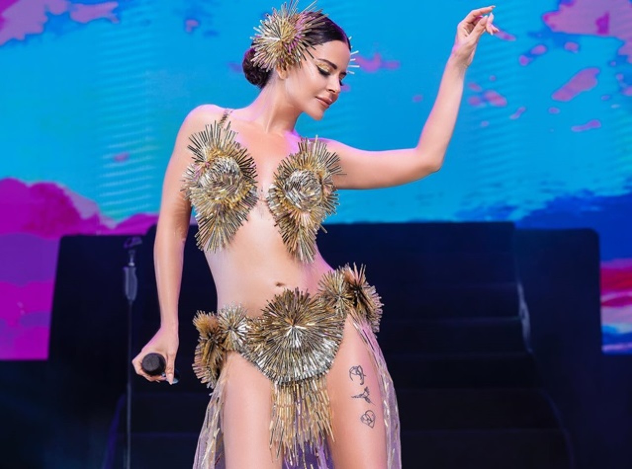 En çok Aşkın Olayım'ı dinledik