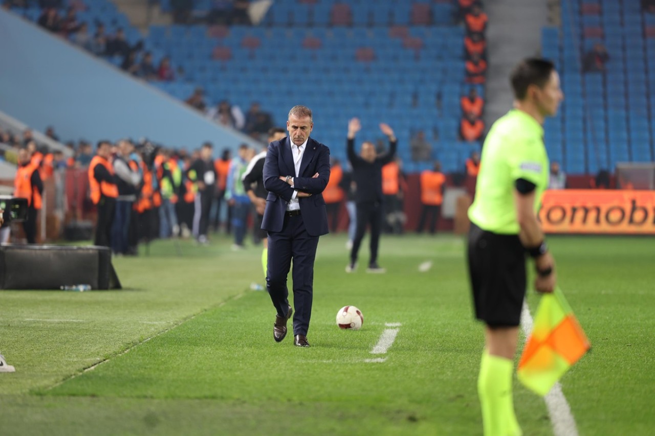 DEMİR ATTIM YALNIZLIĞA!