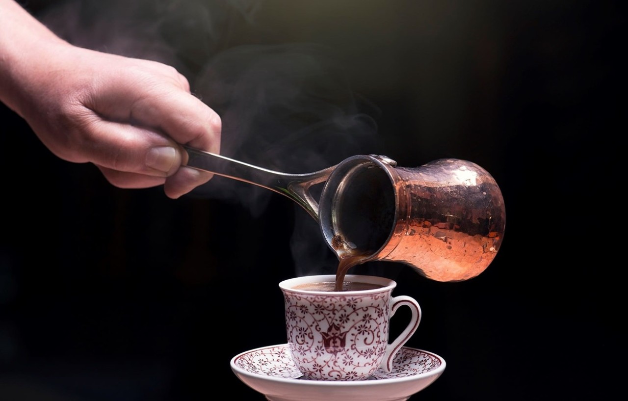 Sade kahve seviyoruz!