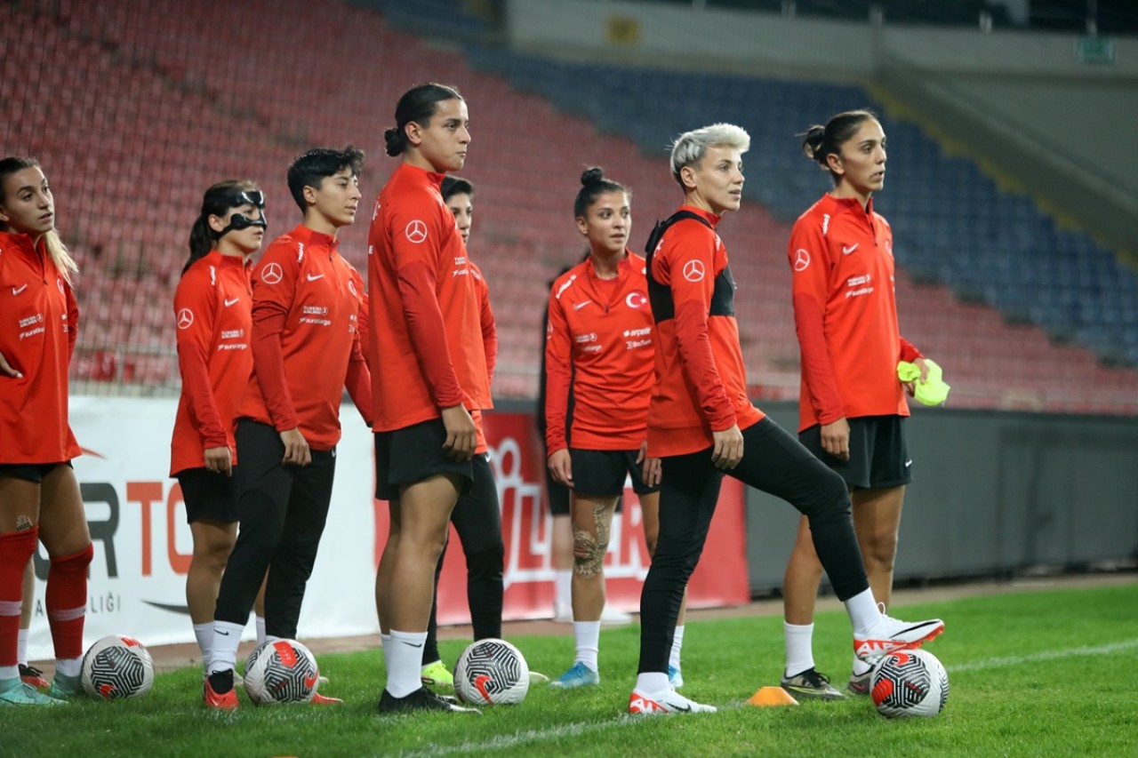 Kadın futbolunda büyük başarı