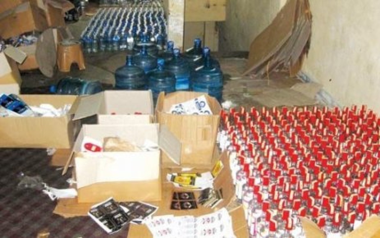Utanmazların sahte içki ürettiği imalathane basıldı