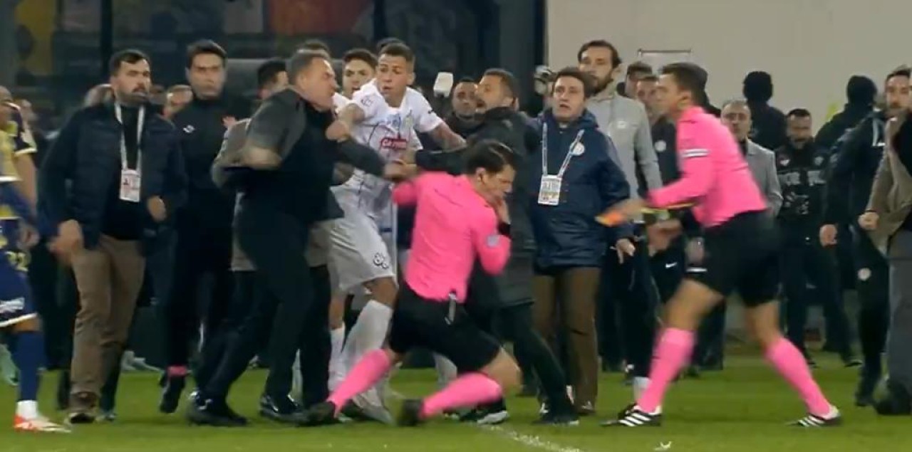 Hakeme saldırı kabul edilemez!