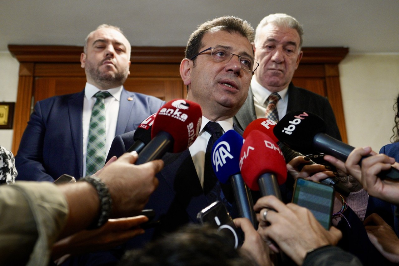 KÖTÜ SÖZLERİ DUYMUYORUM!