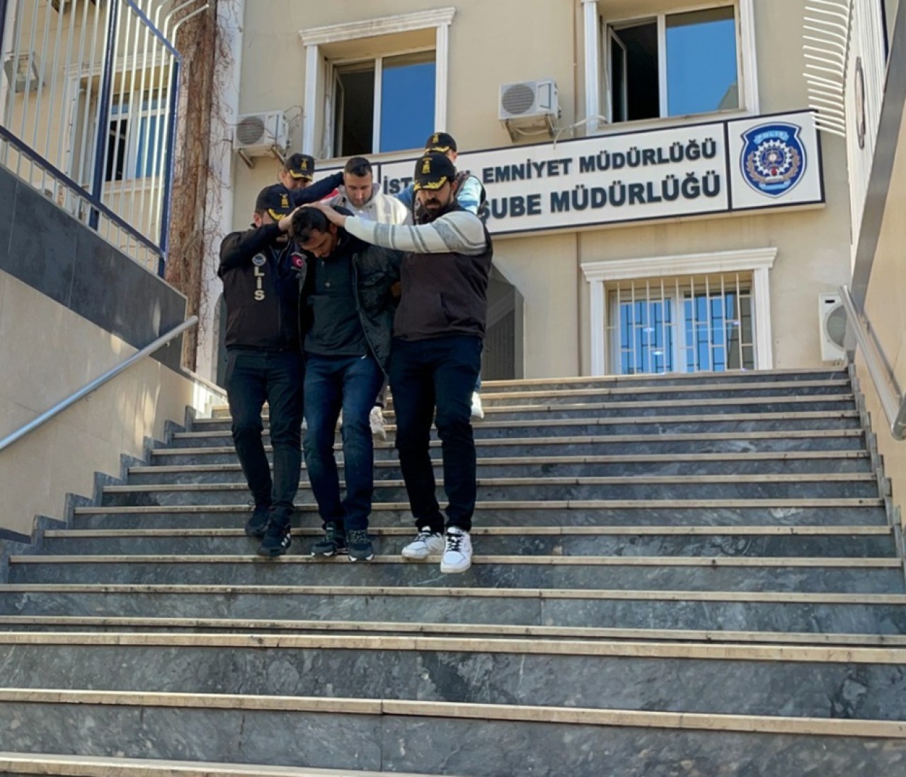 Haraç alamayınca mı öldürdüler?