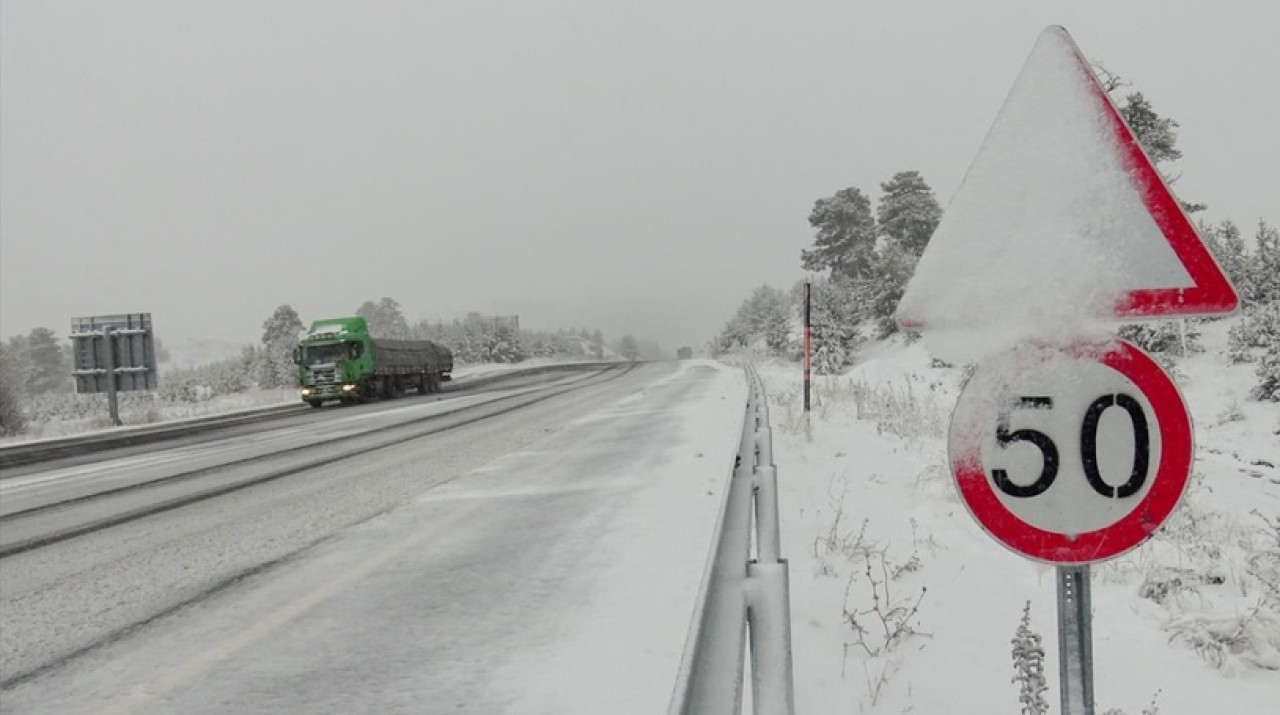 İstanbul'a lapa lapa kar yağacak: 4 gün sürecek kutup soğukları yolda!