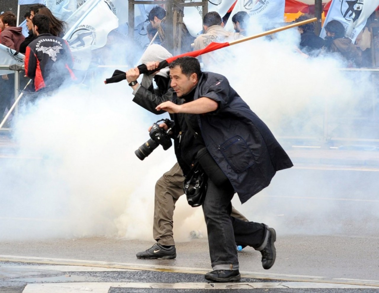 BİZİM DERDİMİZİ KİMLER YAZSIN!