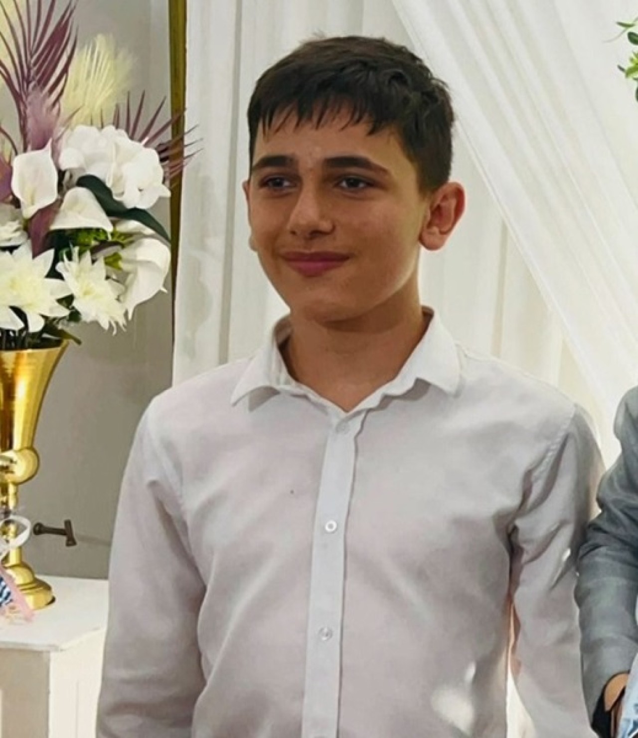 ARDA TONBUL'UN KAFASI SAC BÜKÜM MAKİNESİNE SIKIŞTI!