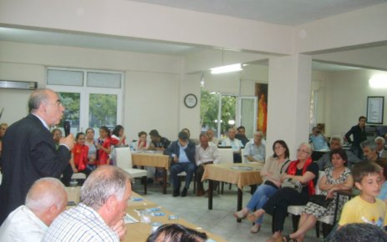 CHP’li Aslanoğlu: “Hizmet için varız”