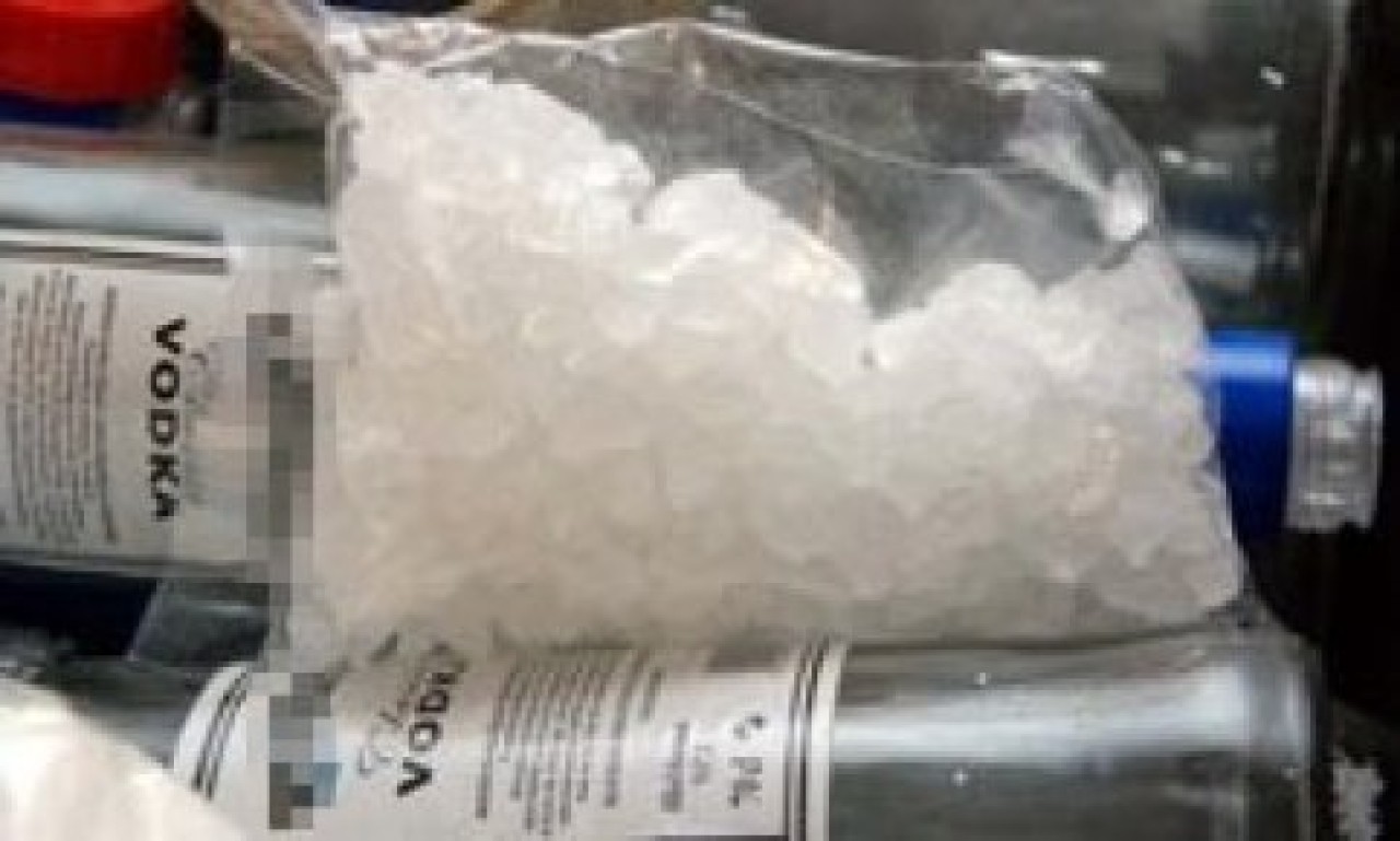 Sahte içki imalathanesine baskın: 4 gözaltı