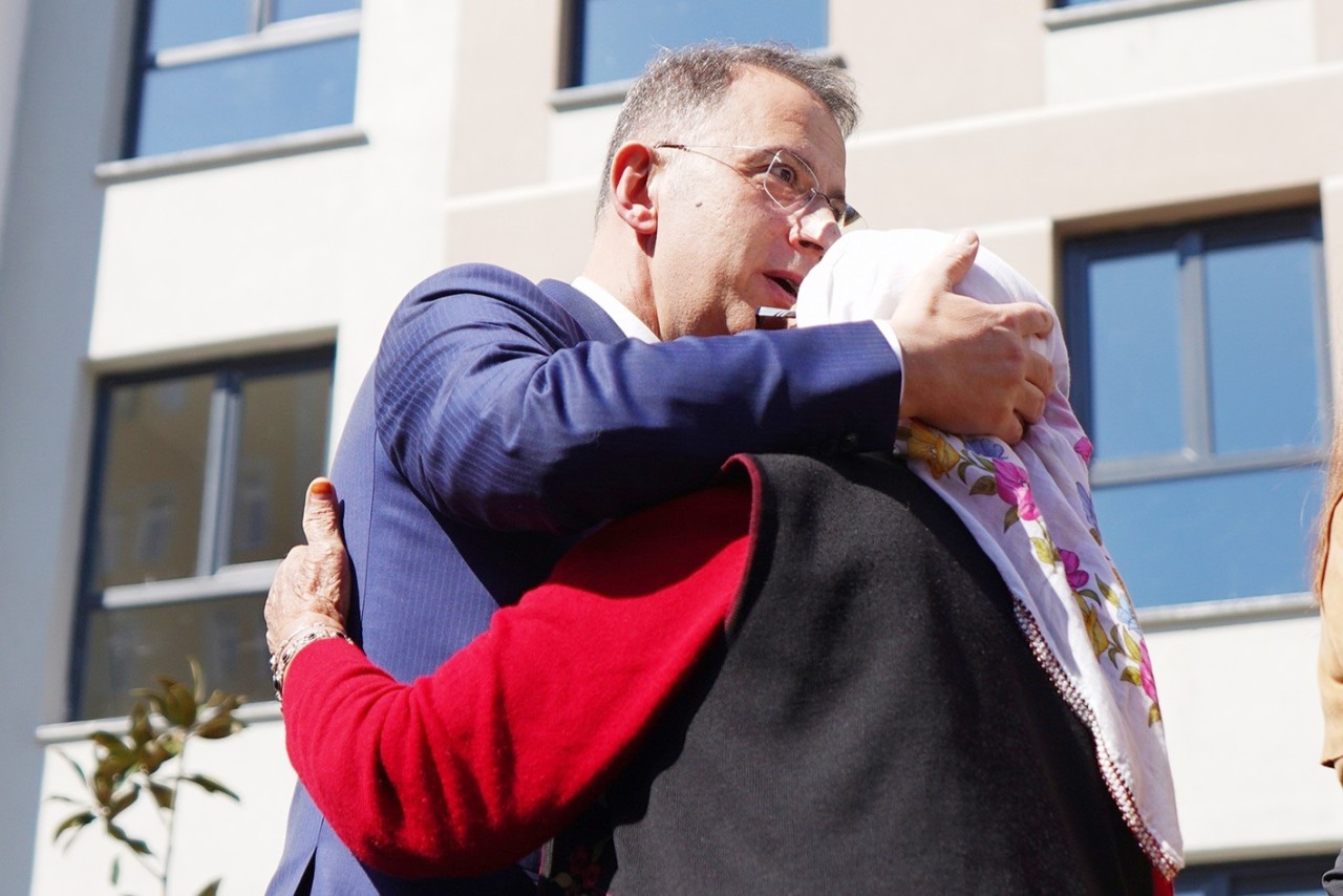 DAİRELER teslim ediliyor