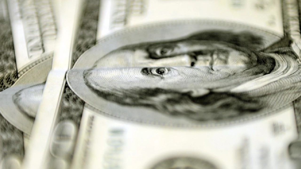 Dolarda günün ilk rakamları