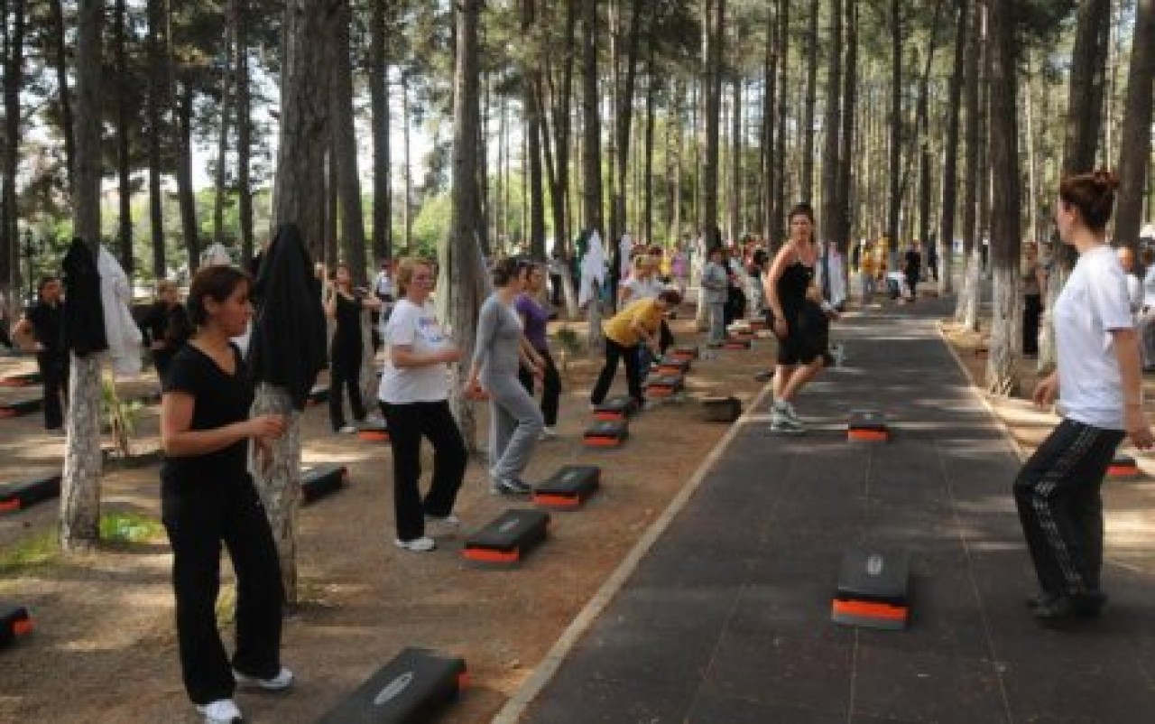 BEYLİKDÜZÜ’NDE SABAH SPORU KEYFİ