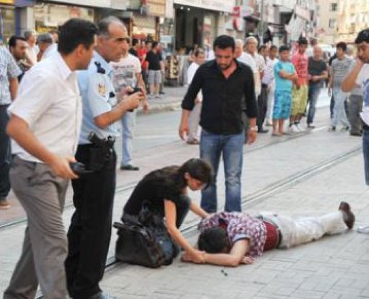 'Binbir Surat' izini kaybettirdi