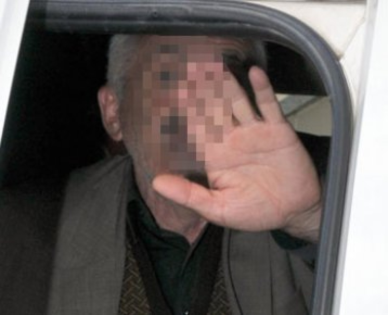 TV'deki aşk tuzağına düştü