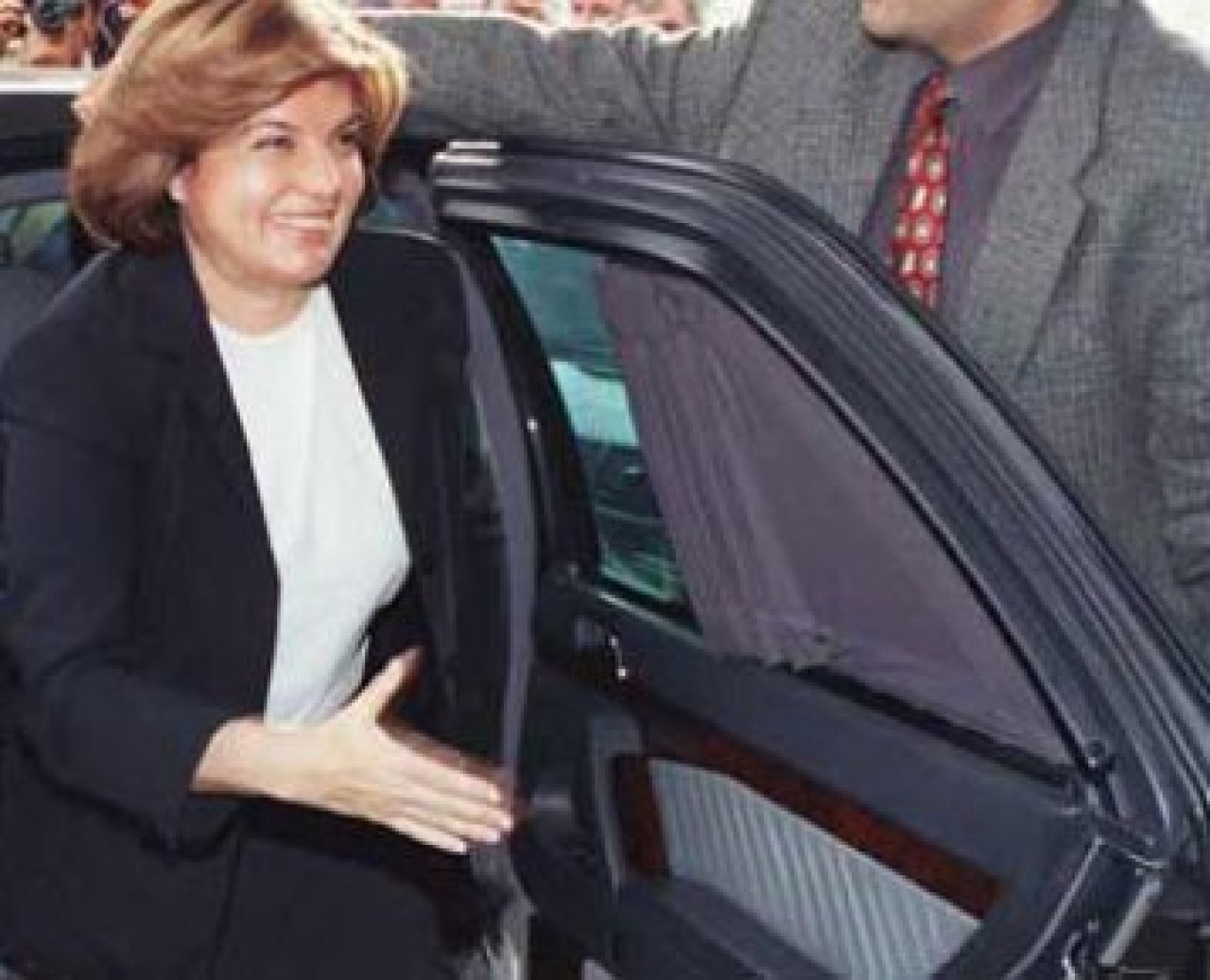 Çiller çiftliğine baskın