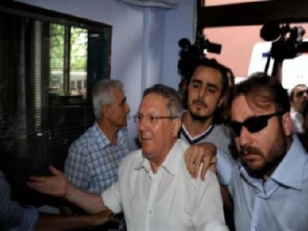 HSYK'den üç ayrı dilekçe