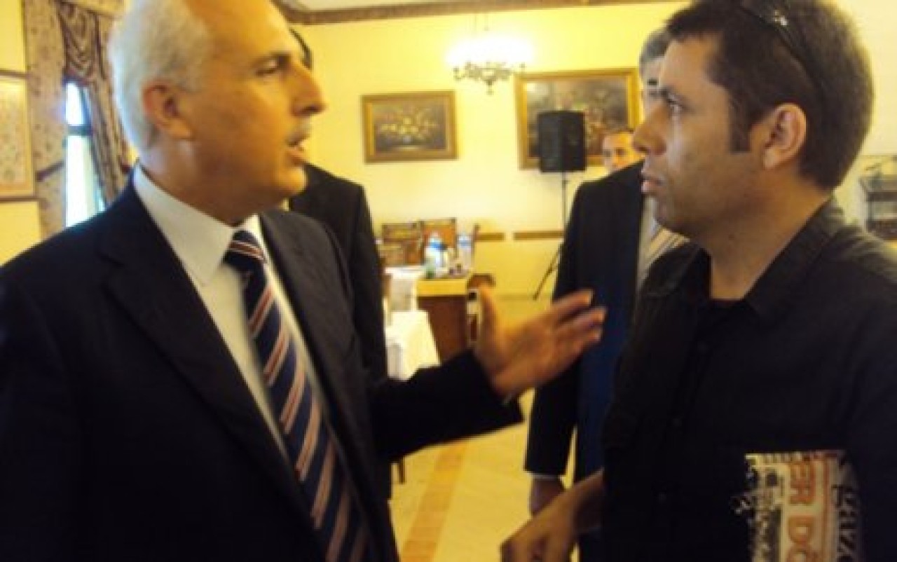 YAPANLARIN YANLARINA BIRAKMAM!