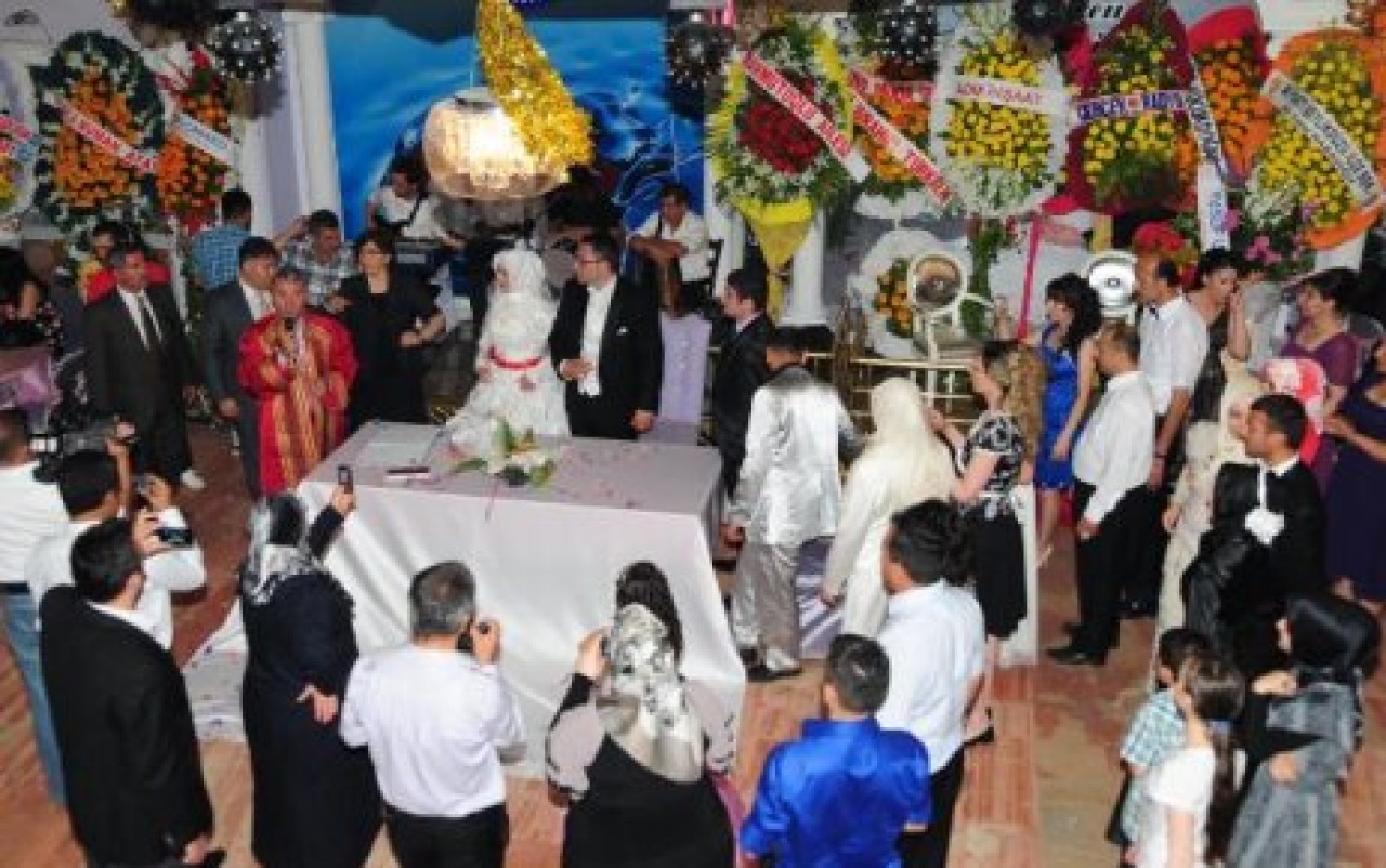 UZUN ARAS AİLESİNİN MUTLU GÜNÜNDE!