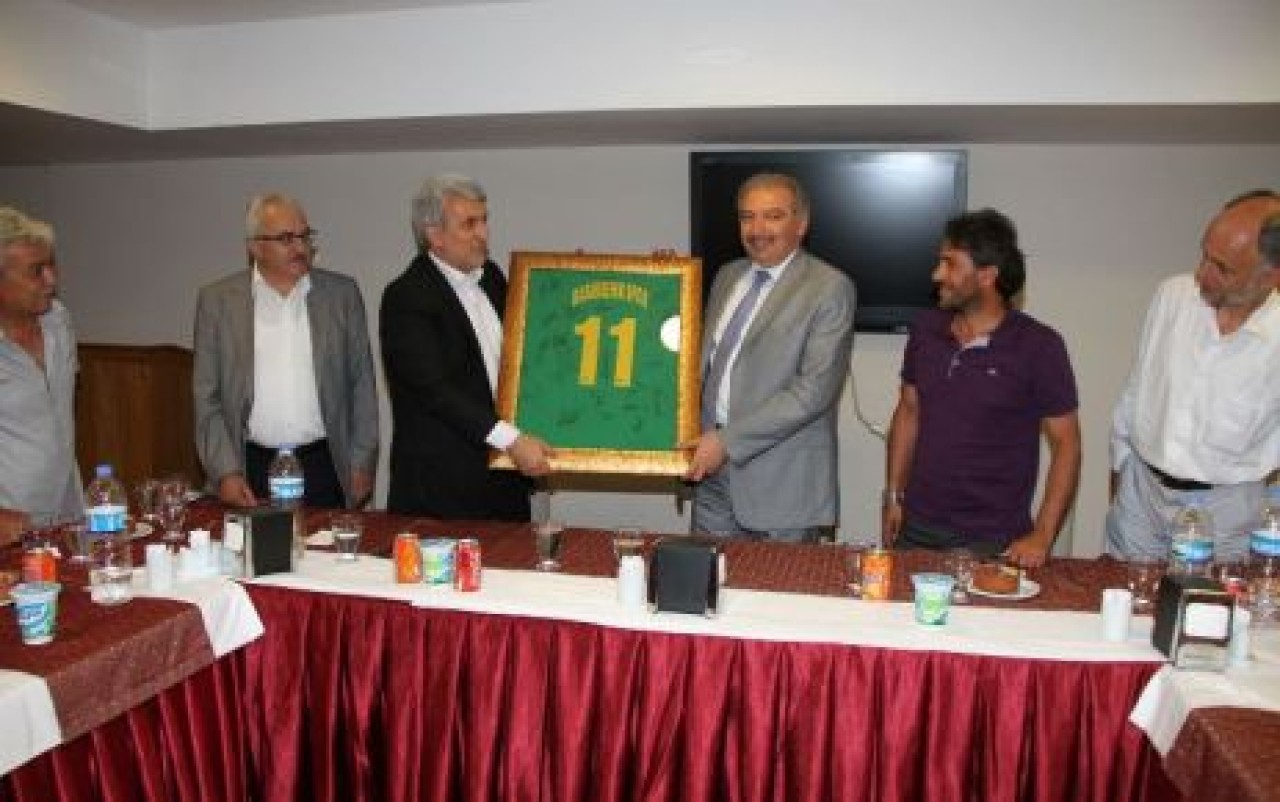 BAŞAKŞEHİRSPOR 1.AMATÖR LİGE YÜKSELDİ