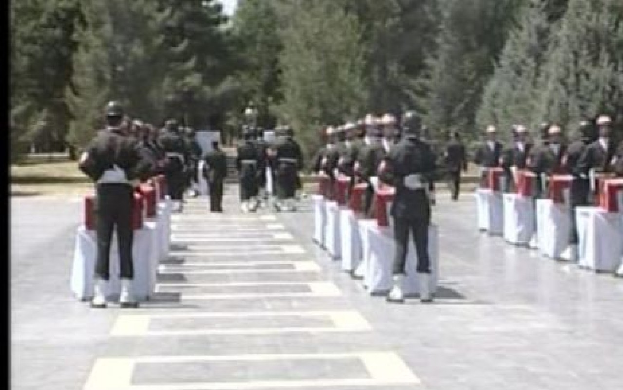 Barışmaya geleceklerdi