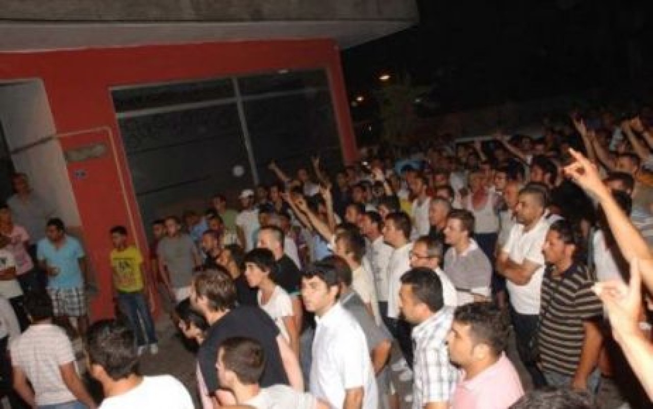 Zeytinburnu'nda gergin gece