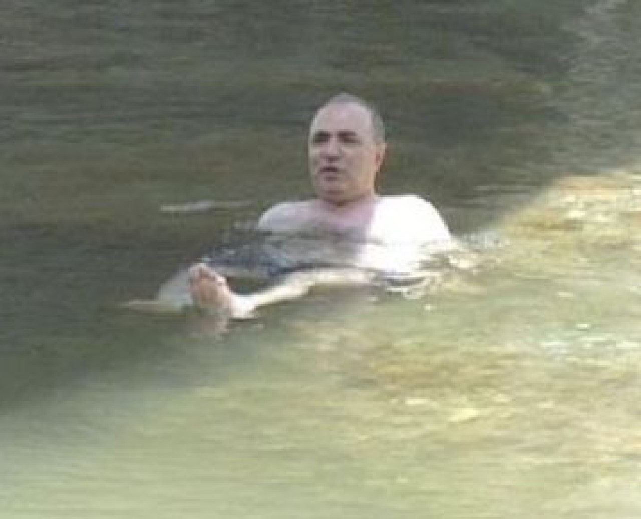 CHP'li vekil böyle serinledi