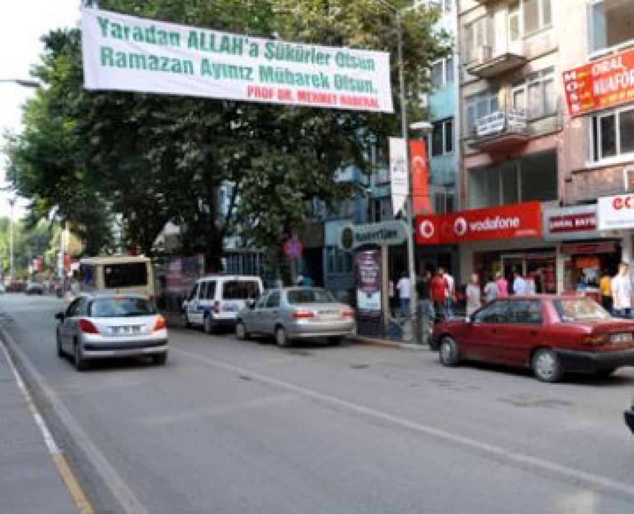 Afişli ramazan kutlaması!
