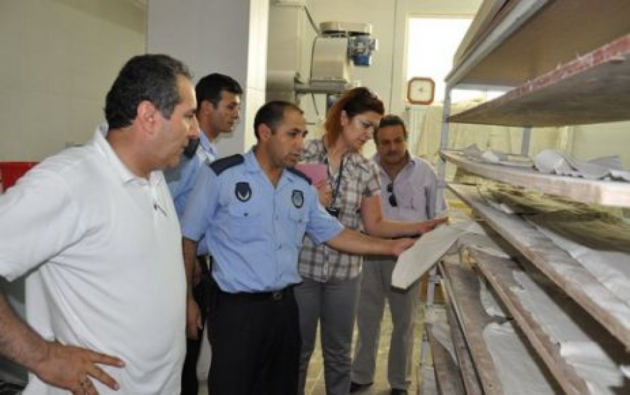 B.Çekmece’deki fırınlara zabıtadan ani baskın…