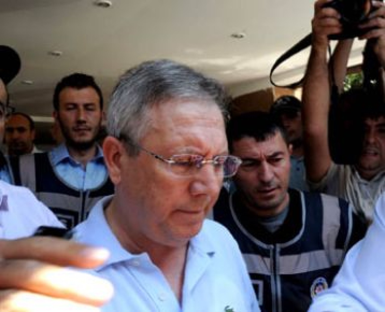 Aziz Yıldırım: Aklanmadan çıkmıyorum