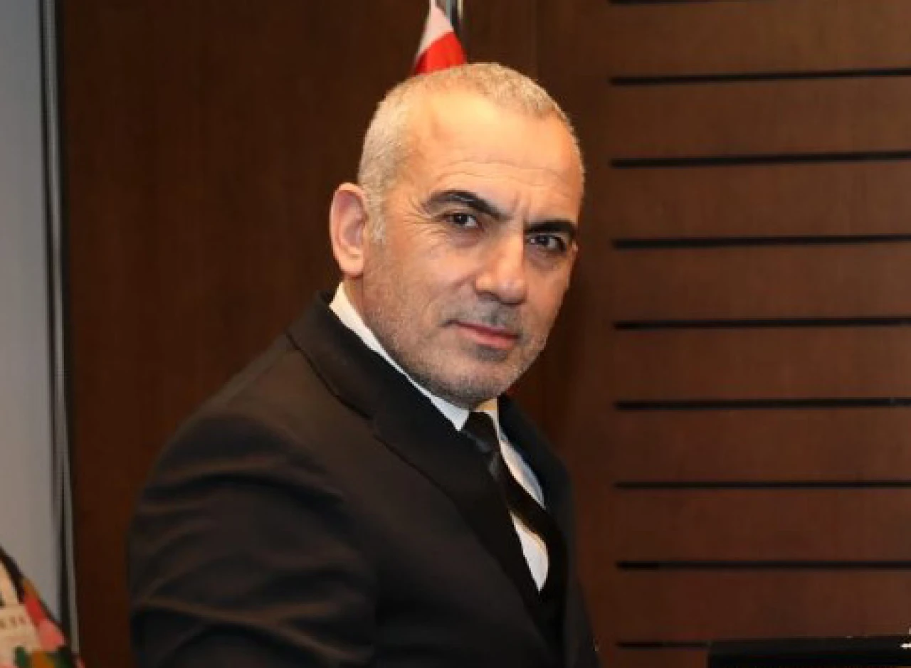 Ahmet Gündüz, “Dünyanın ekonomik ve politik merkezi doğuya kayıyor.