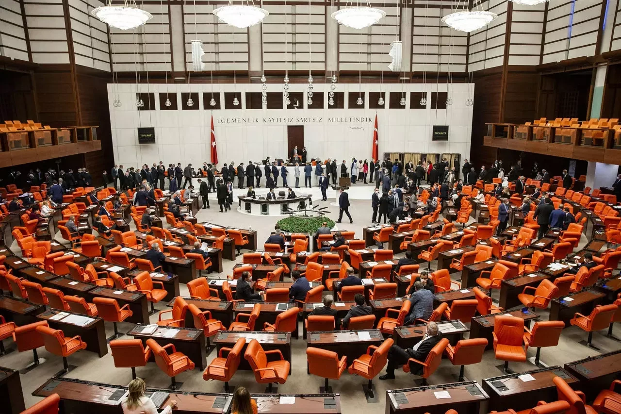 Eşit kanun eşit hak!