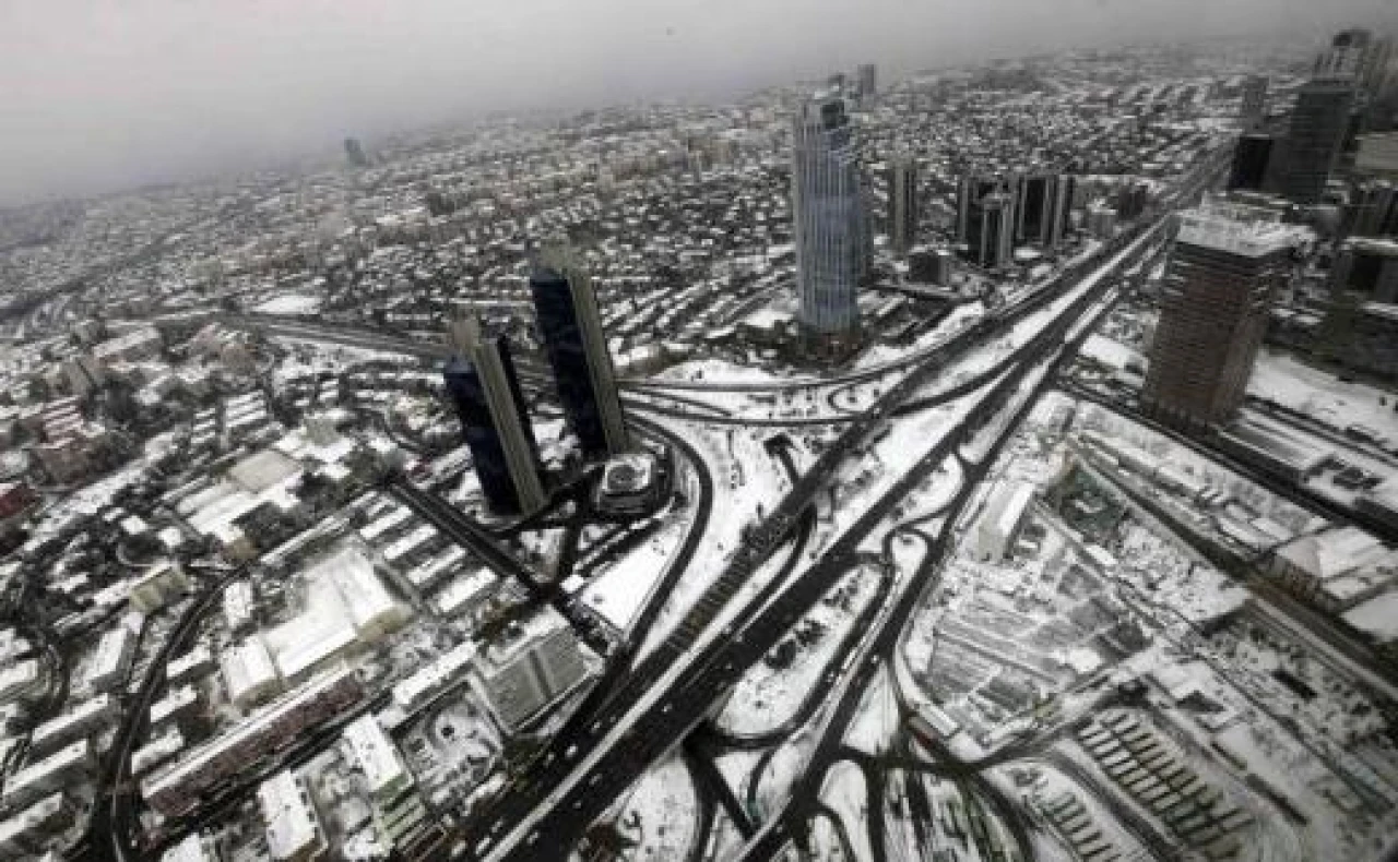 İstanbul için tahminler değişti! Kar yağışı için tarih verildi